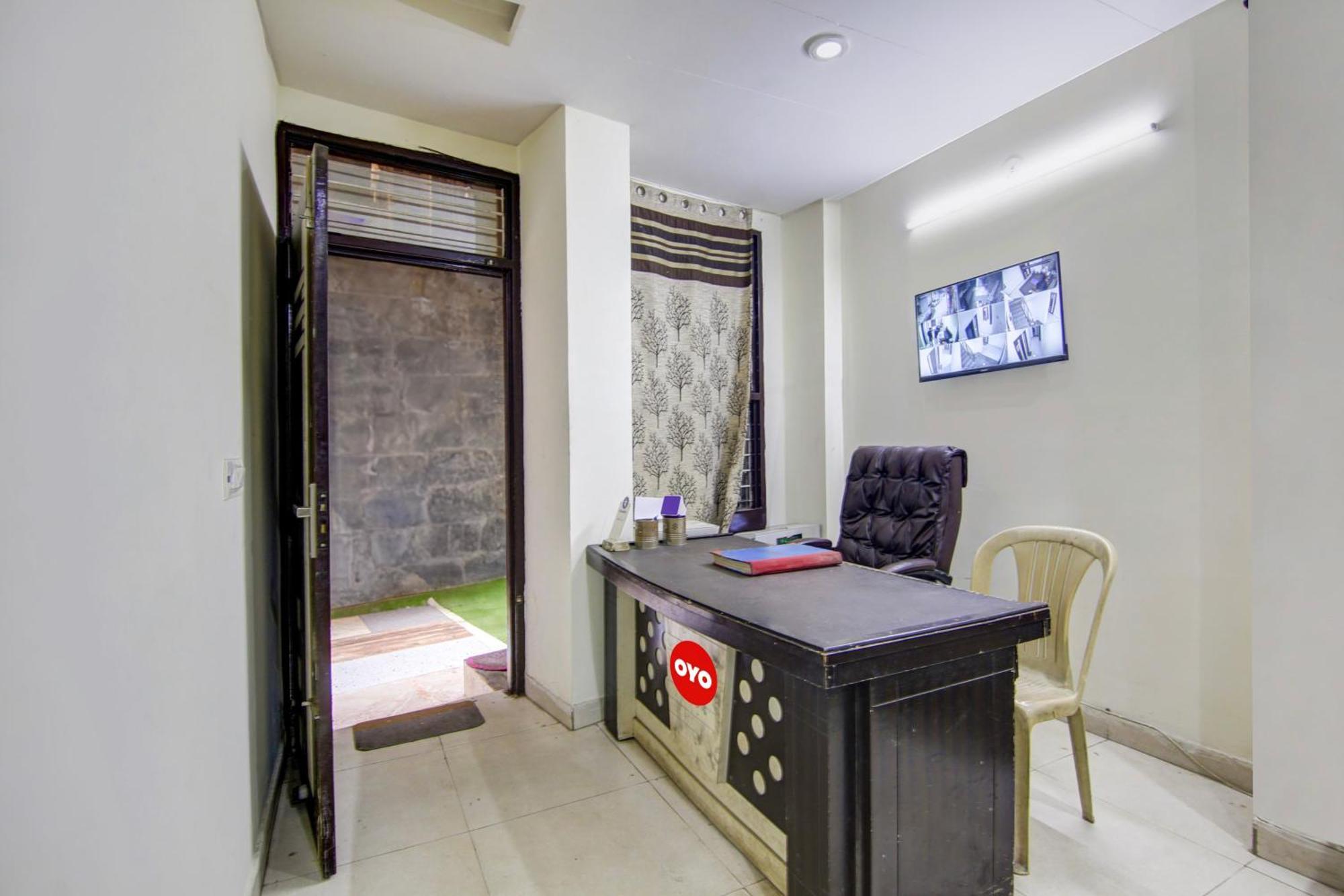 O Krishna Regency And Pg New Delhi