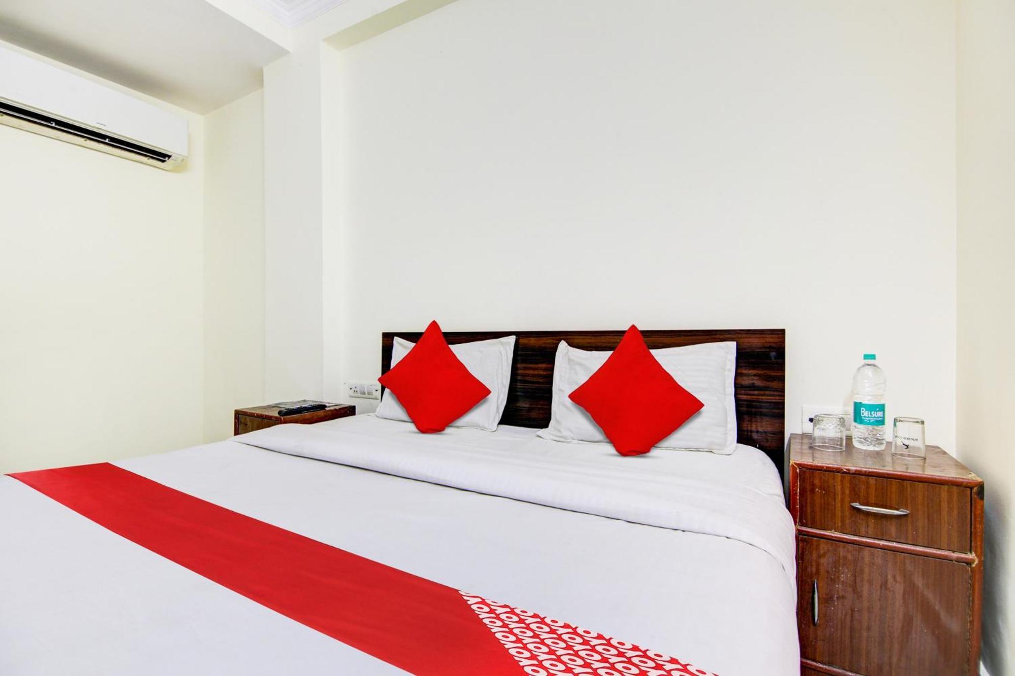 Hotel O Krishna Regency And Pg 4*