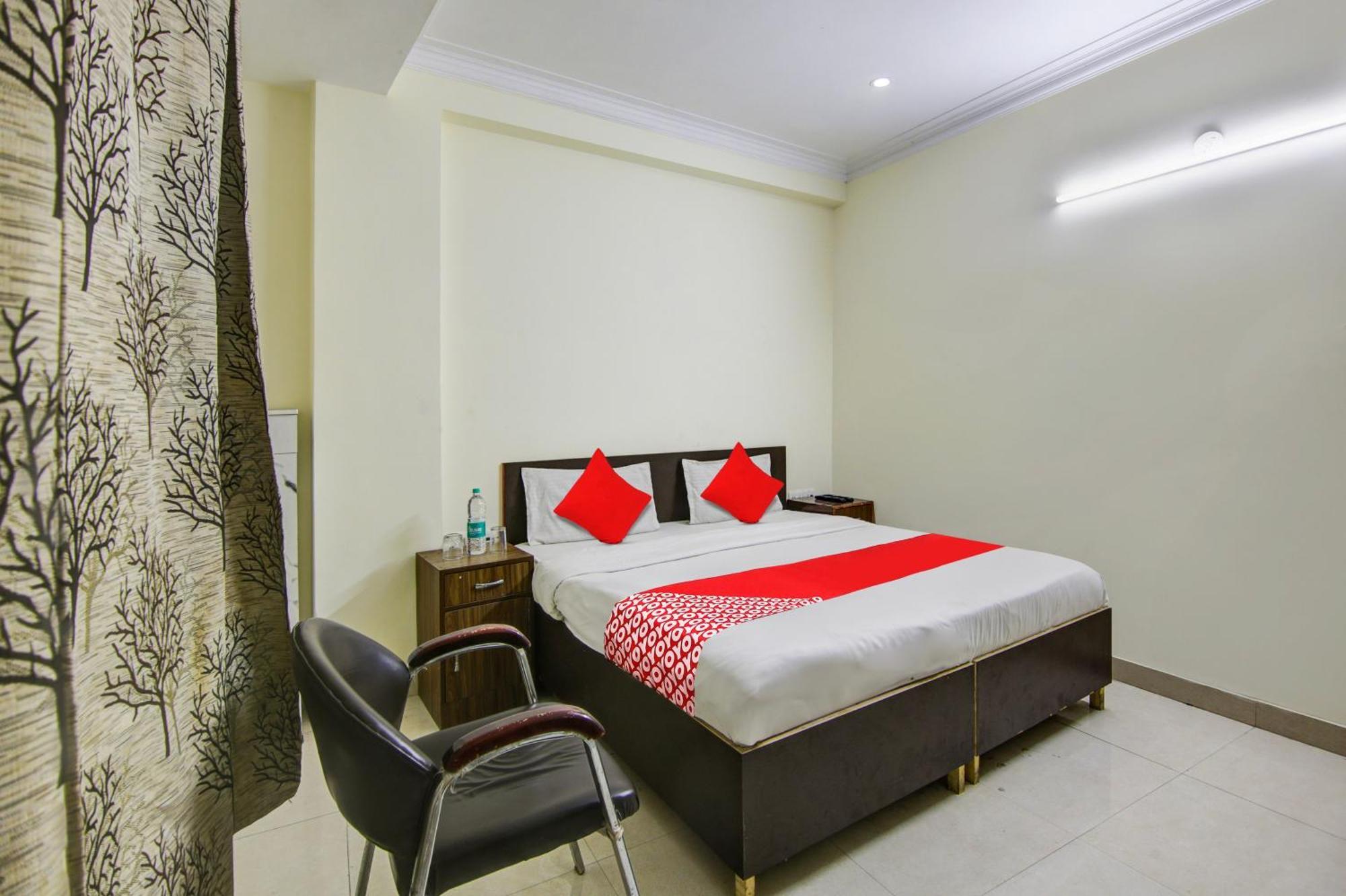 Hotel O Krishna Regency And Pg 4*